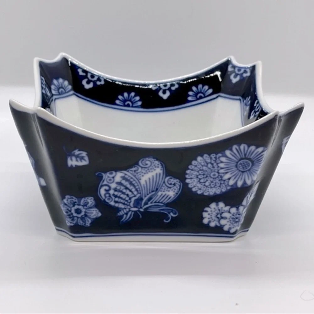 Bombay Cobalt Blue and White Chinoiserie Butterfly & Flower Bowl